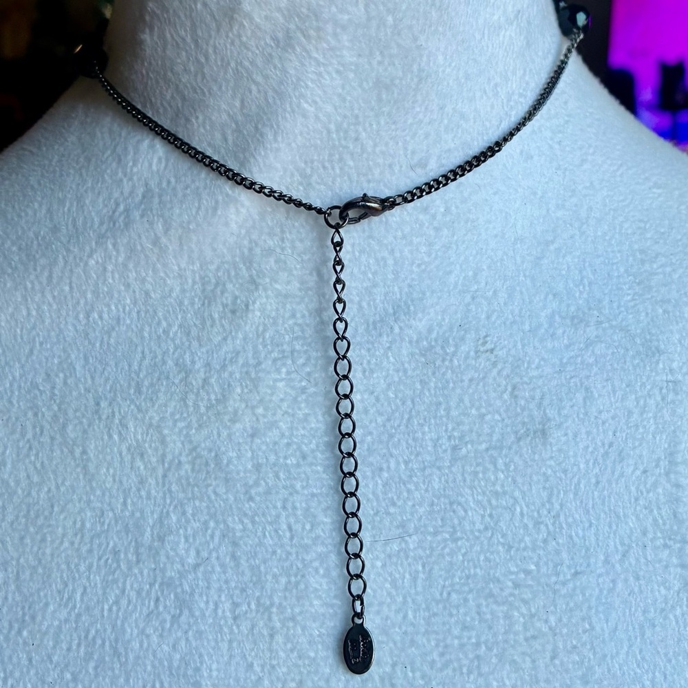🌹Reversible Black Carved Rose Pendant Healing Hematite Necklace - Picture 4 of 8